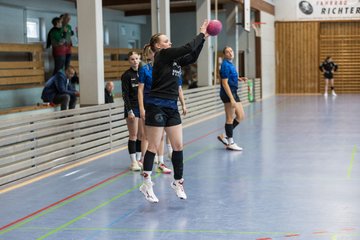Bild 101 - F HSG Kremperheide/Muensterdorf - HSG Holstein Kiel/Kronshagen : Ergebnis: 31:26